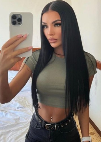 Илона, Г. Прохладный